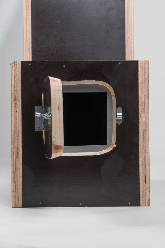 Kijkluik nestkast grijze roodstaart Kijkluik nestkast grijze roodstaart