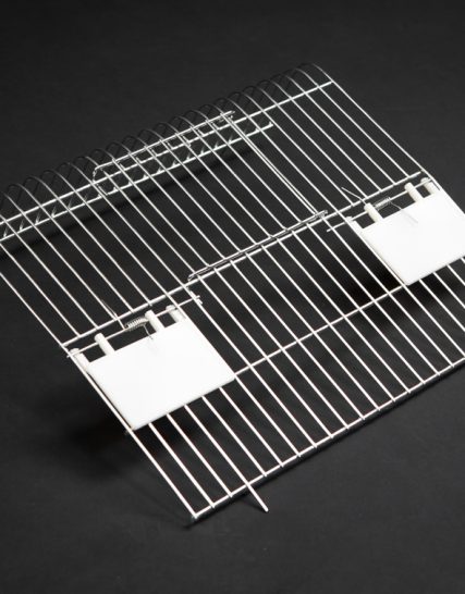 Voorfront tt kooi met klepjes