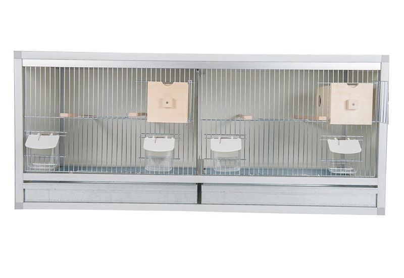 Aluminium broedkooi met tropen nestkasten 100 cm breed 40 cm hoog Aluminium broedkooi met tropen nestkasten 100 cm breed 40 cm hoog