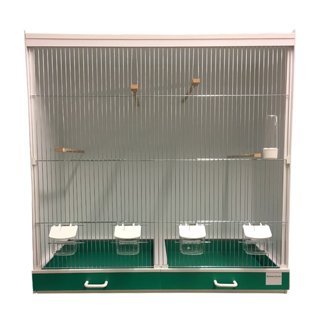 Vluchtkooi met groene lades Vluchtkooi met groene lades